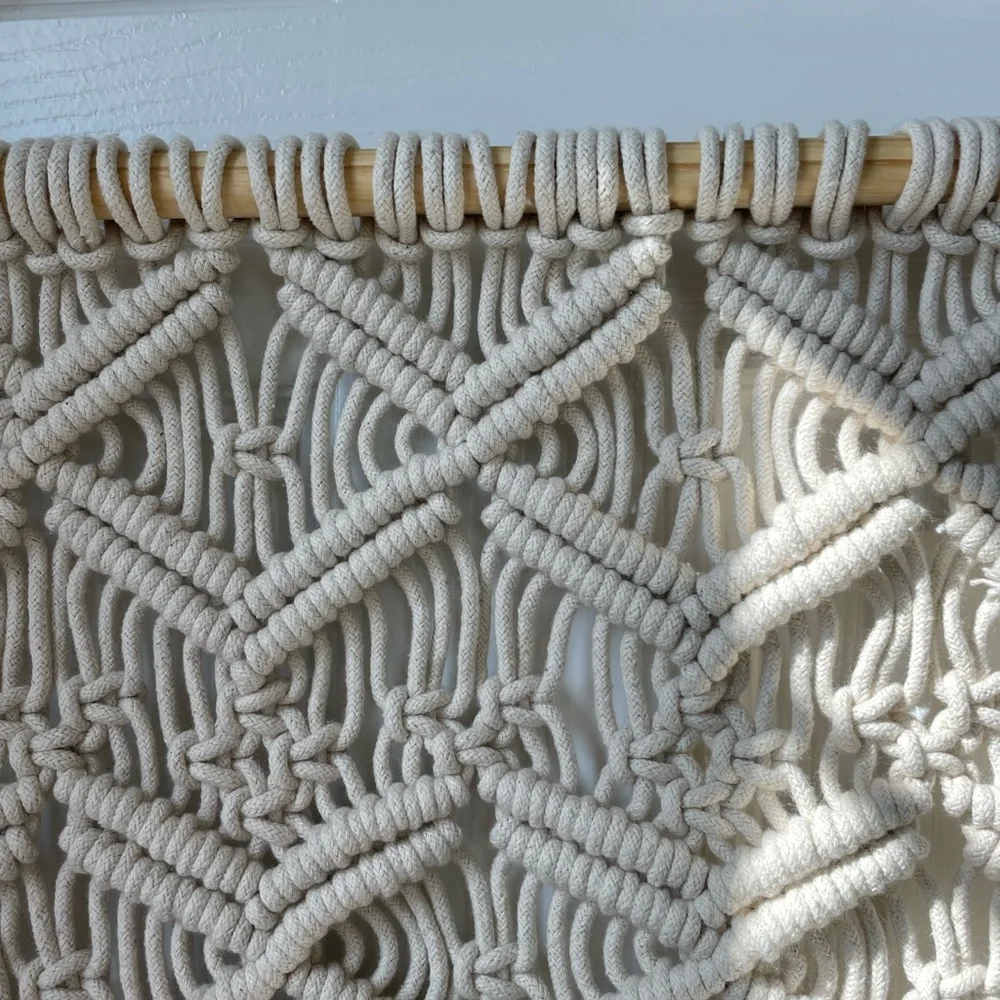 Elegant Cream Macrame Wall Hanging